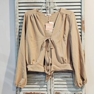 NWT LERUMI Everly Tie Front V Neck Top Womens L Beige Career Boho Romance Blouse